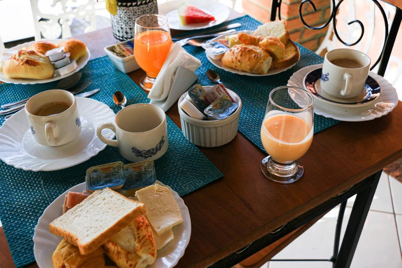 Bliss Hoteis Centro Búzios Exterior foto A typical breakfast in the Dominican Republic